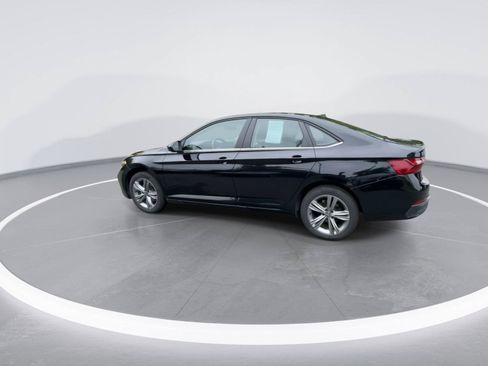 Used 2024 Volkswagen Jetta SE FWD image 6