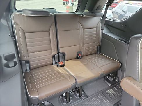 New 2026 GMC Yukon Denali Ultimate AWD/4WD image 34