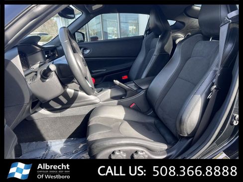 Used 2024 Nissan Z Performance w/ Floor Mat Package image 10