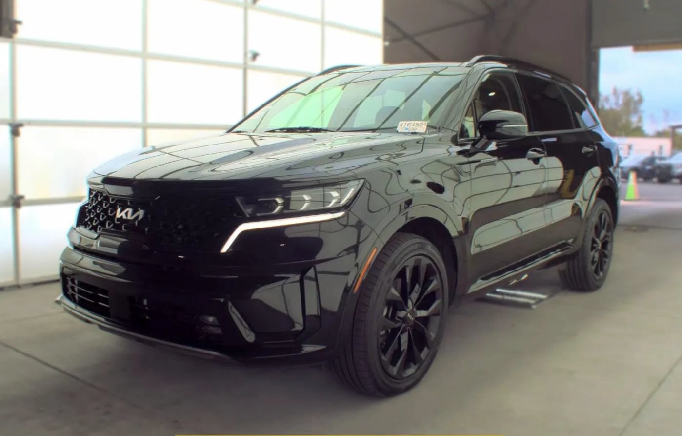 Used 2022 Kia Sorento SX AWD/4WD image 1