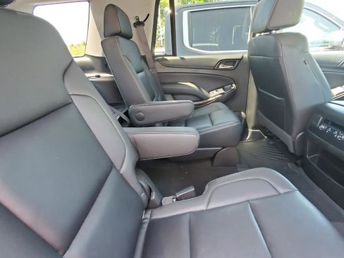 Used 2018 Chevrolet Tahoe LT w/ Luxury Package AWD/4WD image 6