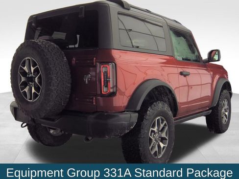 Used 2023 Ford Bronco Badlands image 8
