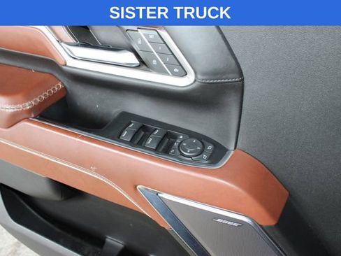 Used 2024 GMC Sierra 3500 Denali Ultimate AWD/4WD image 20
