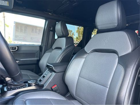 Used 2022 Ford Bronco Everglades image 15