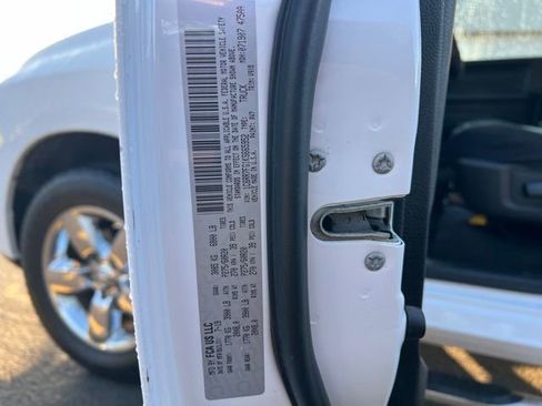 Used 2019 RAM 1500 Express w/ Express Value Package AWD/4WD image 22