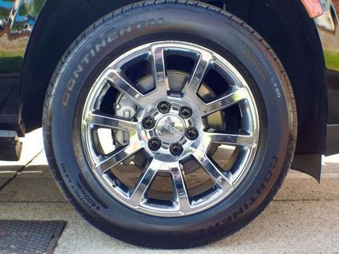 Used 2021 GMC Yukon XL Denali w/ Denali Premium Package image 55