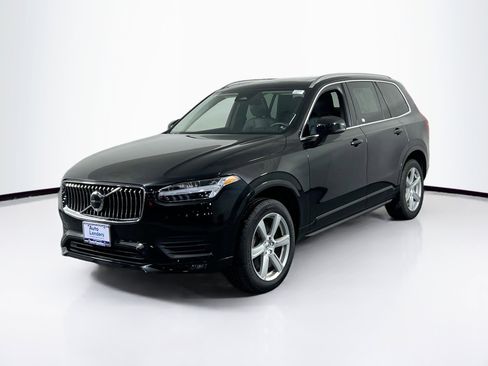 Used 2023 Volvo XC90 B5 Core image 1