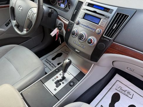 Used 2011 Hyundai Veracruz GLS AWD/4WD image 27