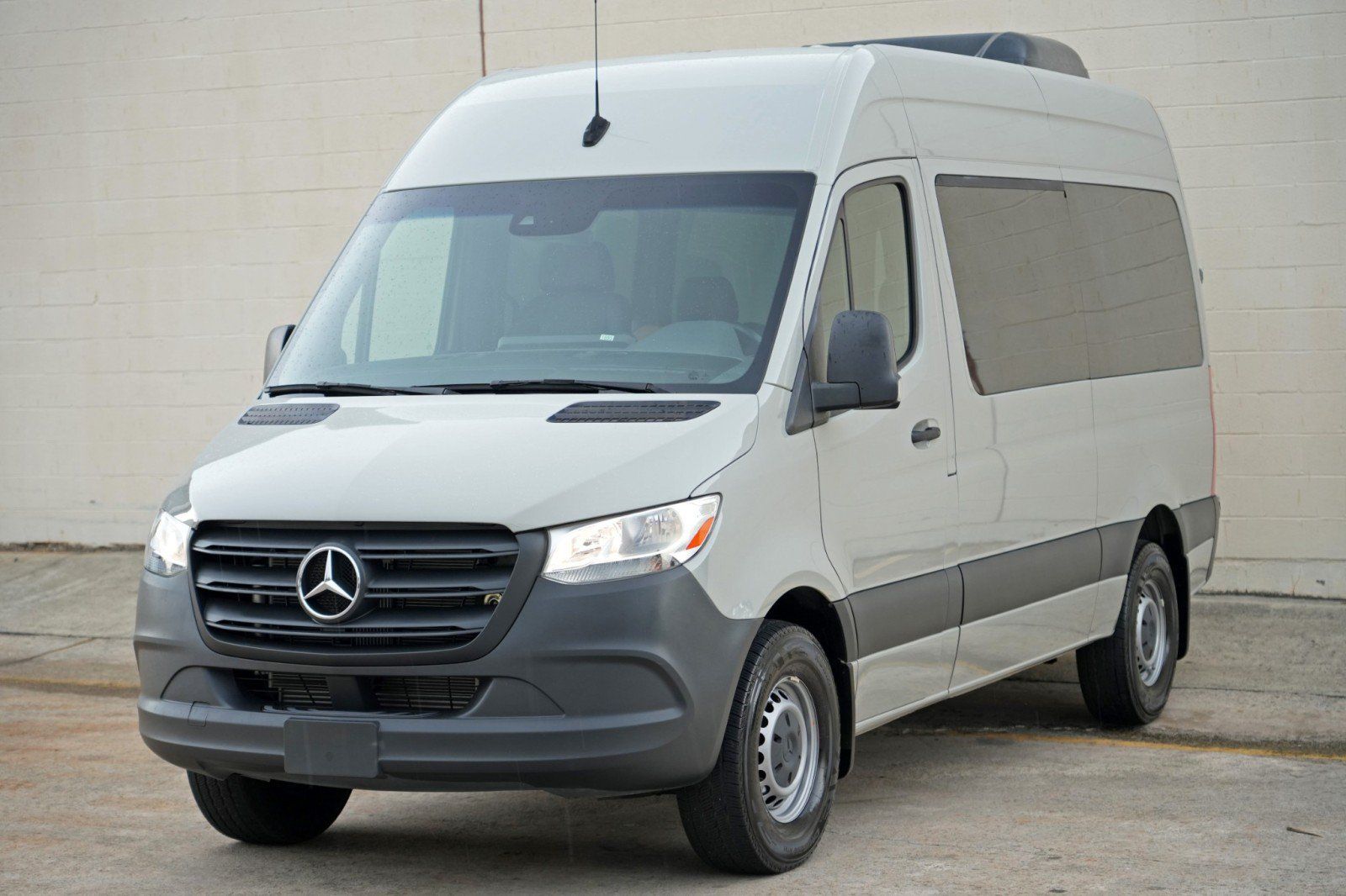 Used 2022 Mercedes-Benz Sprinter 2500 image 41