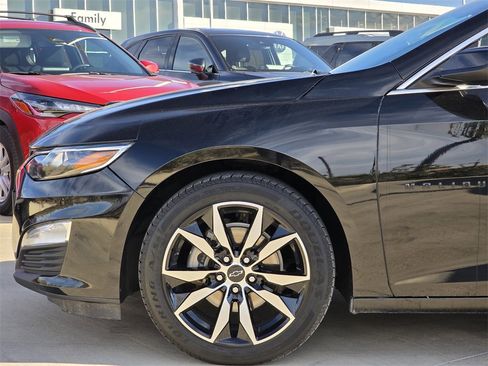 Used 2022 Chevrolet Malibu RS image 5