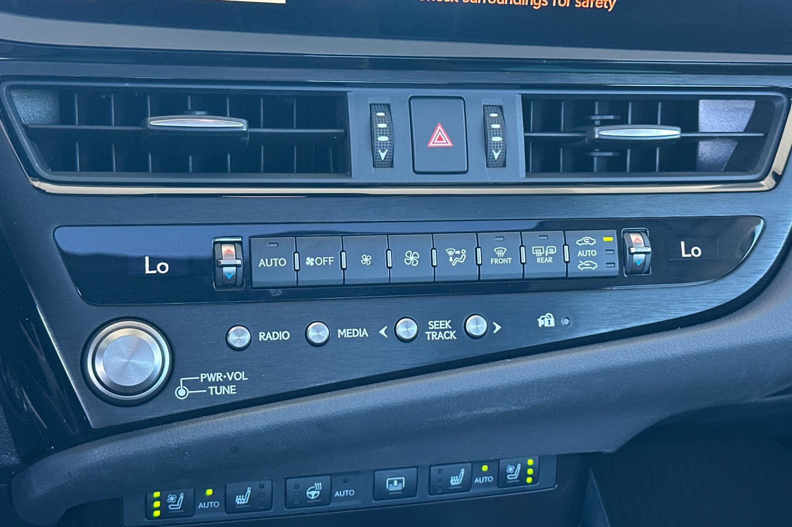 Used 2023 Lexus ES 350 Ultra Luxury w/ Accessory Package (Z2) FWD image 24