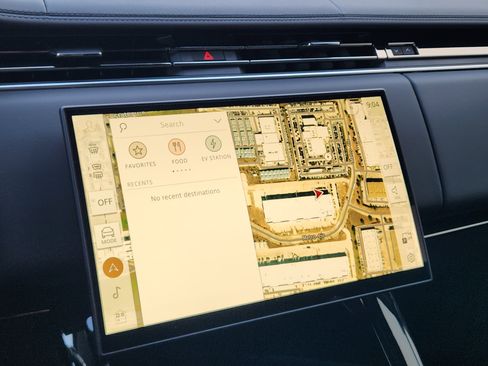 New 2025 Land Rover Range Rover Sport Dynamic SE image 17