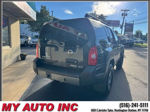Used 2012 Nissan Xterra PRO-4X w/ Pro-4x Leather Pkg AWD/4WD image 4