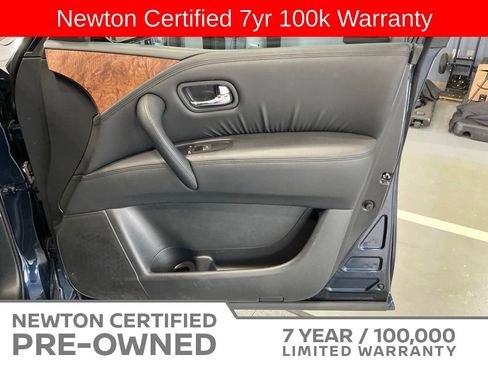 Used 2024 Nissan Armada SL w/ Captain's Chairs Package AWD/4WD image 46