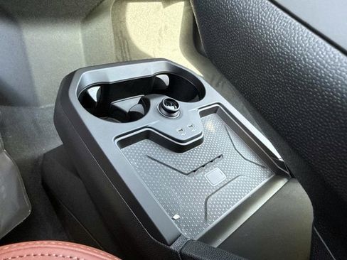 New 2026 BMW iX xDrive45 w/ M Sport Package image 33