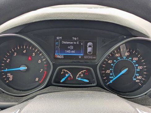 Used 2016 Ford Escape SE w/ Equipment Group 201A image 9