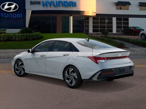 New 2026 Hyundai Elantra SEL Sport image 5
