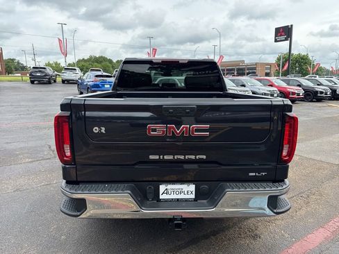 Used 2024 GMC Sierra 1500 SLT AWD/4WD image 7