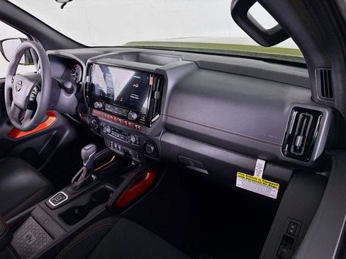 New 2026 Nissan Frontier PRO-4X w/ Pro-4x Convenience Package AWD/4WD image 25