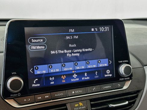 Used 2023 Nissan Altima 2.5 SR AWD/4WD image 19