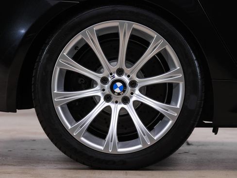 Used 2006 BMW M5 image 43