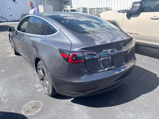 Used 2019 Tesla Model 3 Standard Range RWD image 5