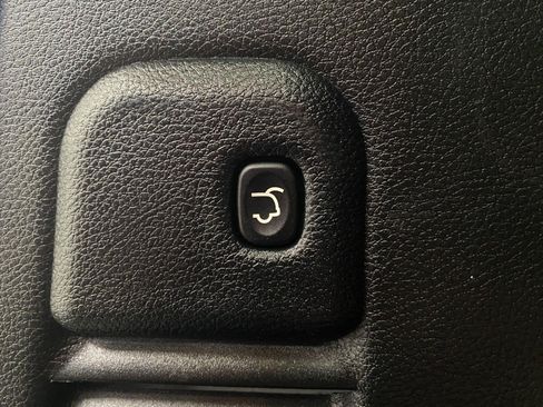 Used 2021 Jeep Grand Cherokee Limited w/ Premium Lighting Group AWD/4WD image 8