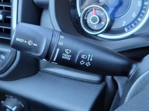 Used 2021 RAM 1500 Big Horn w/ Built-to-serve Edition image 30