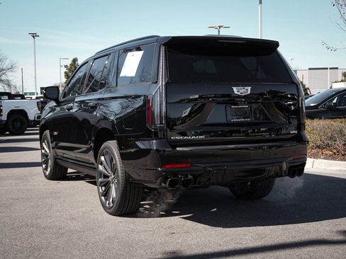 Used 2026 Cadillac Escalade V image 8