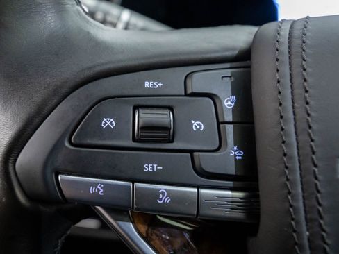 Used 2021 Cadillac Escalade Sport Platinum w/ LPO, ONYX Package image 31