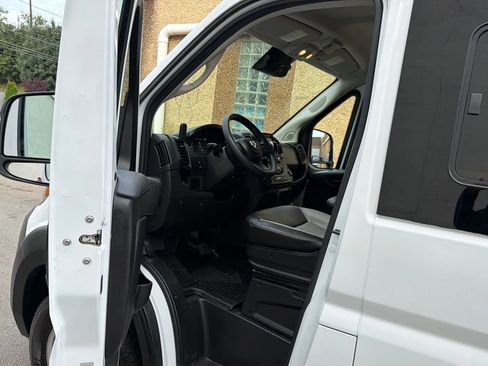 Used 2023 RAM ProMaster 2500 FWD image 22