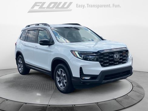 Used 2023 Honda Passport TrailSport image 1