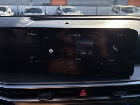 Used 2025 Kia Sorento S image 18