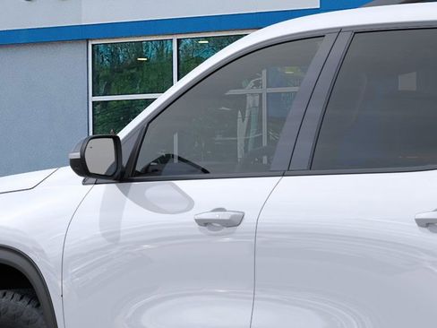 New 2026 Chevrolet Traverse Z71 w/ Driver Confidence Package AWD/4WD image 12