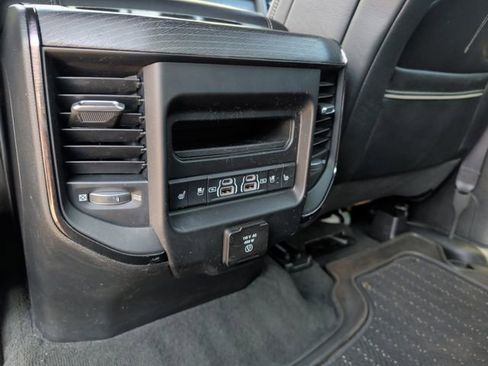 Used 2022 RAM 1500 Limited AWD/4WD image 33