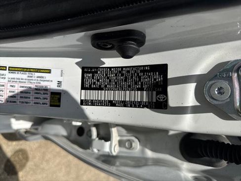 Certified 2020 Toyota Corolla LE FWD image 35