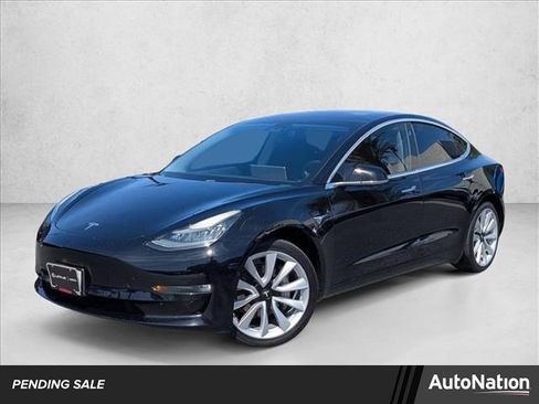 Used 2018 Tesla Model 3 Long Range image 1