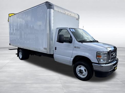 Used 2022 Ford E-450 and Econoline 450 Super Duty w/ Power Windows & Locks Group RWD image 8