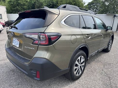 Used 2021 Subaru Outback Premium AWD/4WD image 7