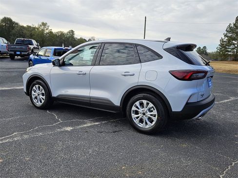 New 2026 Ford Escape Active w/ Cold Weather Package image 8