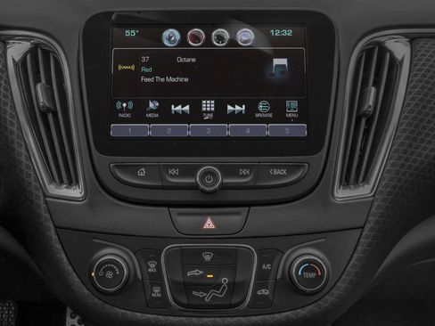 Used 2016 Chevrolet Malibu LT FWD image 7