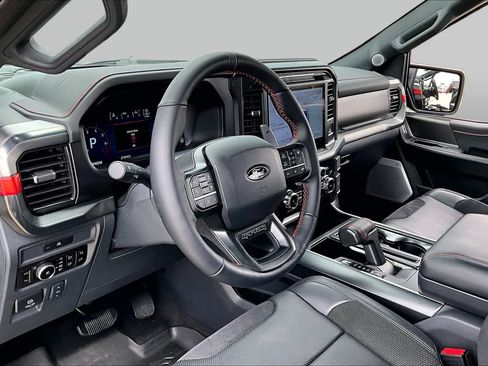 Used 2025 Ford F150 Raptor AWD/4WD image 17