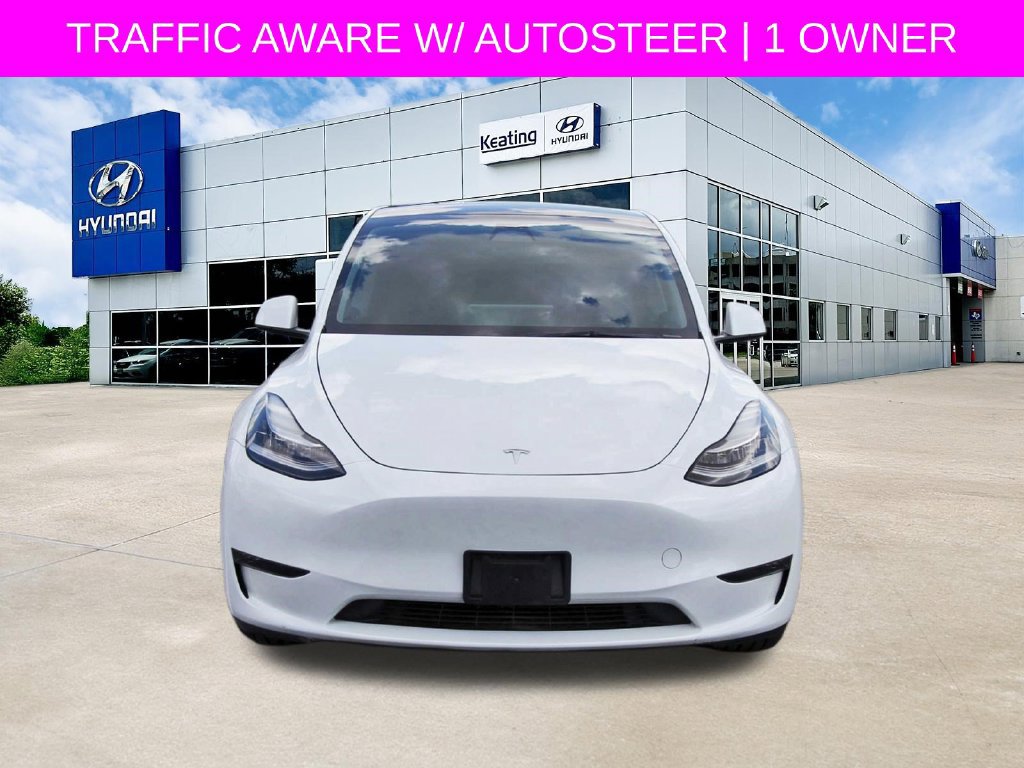 Used 2023 Tesla Model Y Long Range AWD/4WD image 2