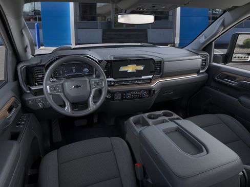 New 2026 Chevrolet Silverado 3500 LT w/ Trail Boss Package AWD/4WD image 15