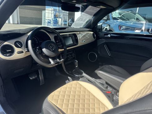 Used 2019 Volkswagen Beetle 2.0T Final Edition SEL image 11