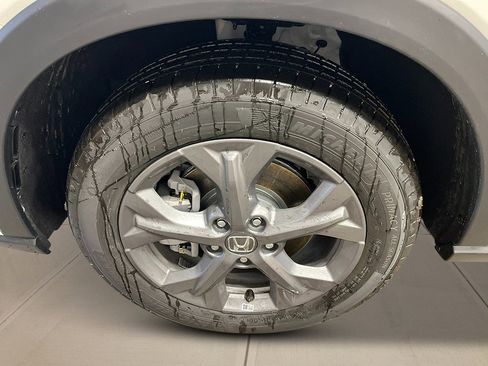 New 2026 Honda HR-V LX image 11