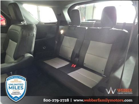 Used 2023 Ford Explorer XLT w/ Equipment Group 202A image 22