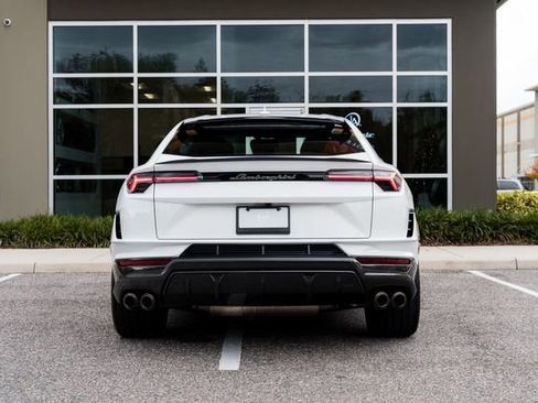 Used 2024 Lamborghini Urus Performante image 4