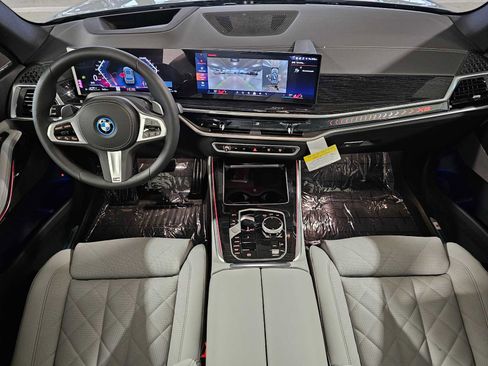 New 2026 BMW X5 xDrive50e w/ M Sport Package AWD/4WD image 10