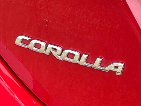 Used 2017 Toyota Corolla LE image 31